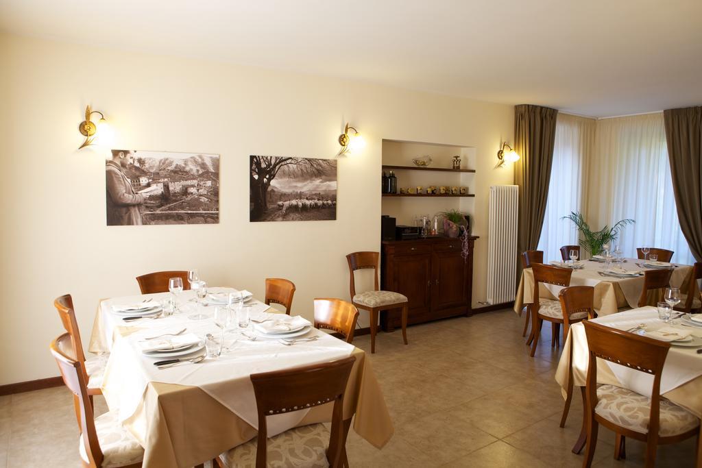 Agriturismo La Rocca Otel Marsia Dış mekan fotoğraf
