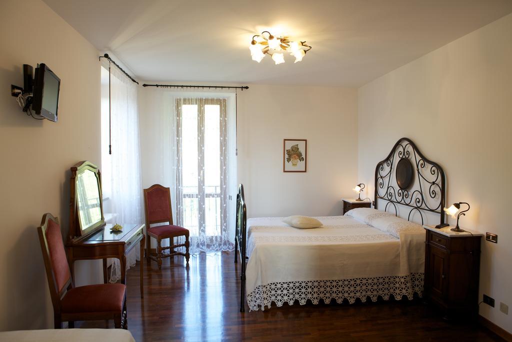 Agriturismo La Rocca Otel Marsia Oda fotoğraf