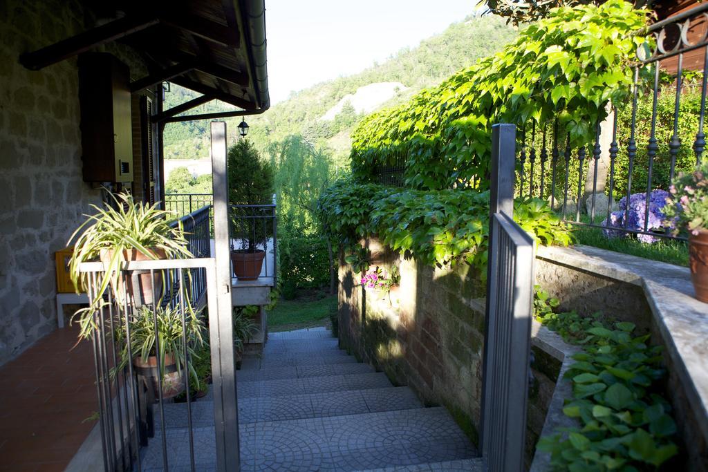 Agriturismo La Rocca Otel Marsia Dış mekan fotoğraf