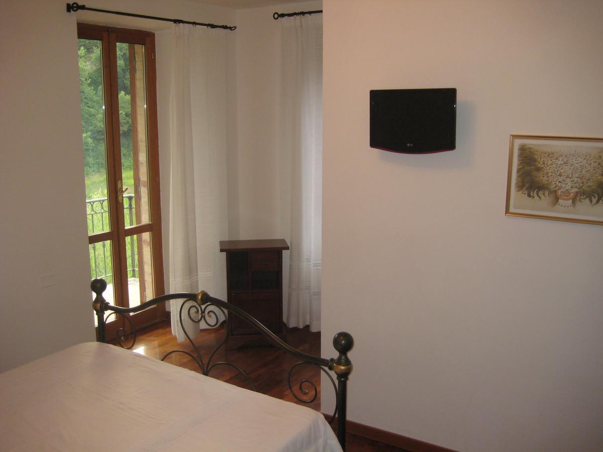Agriturismo La Rocca Otel Marsia Oda fotoğraf